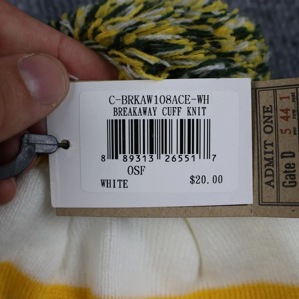 North Dakota State Bison Hat Beanie Mens One Size Green White NCAA‎ Football Pom